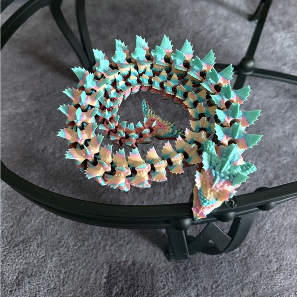 3D Printed Colorful Reptile Dragon 🐍 - Picture 8 of 9